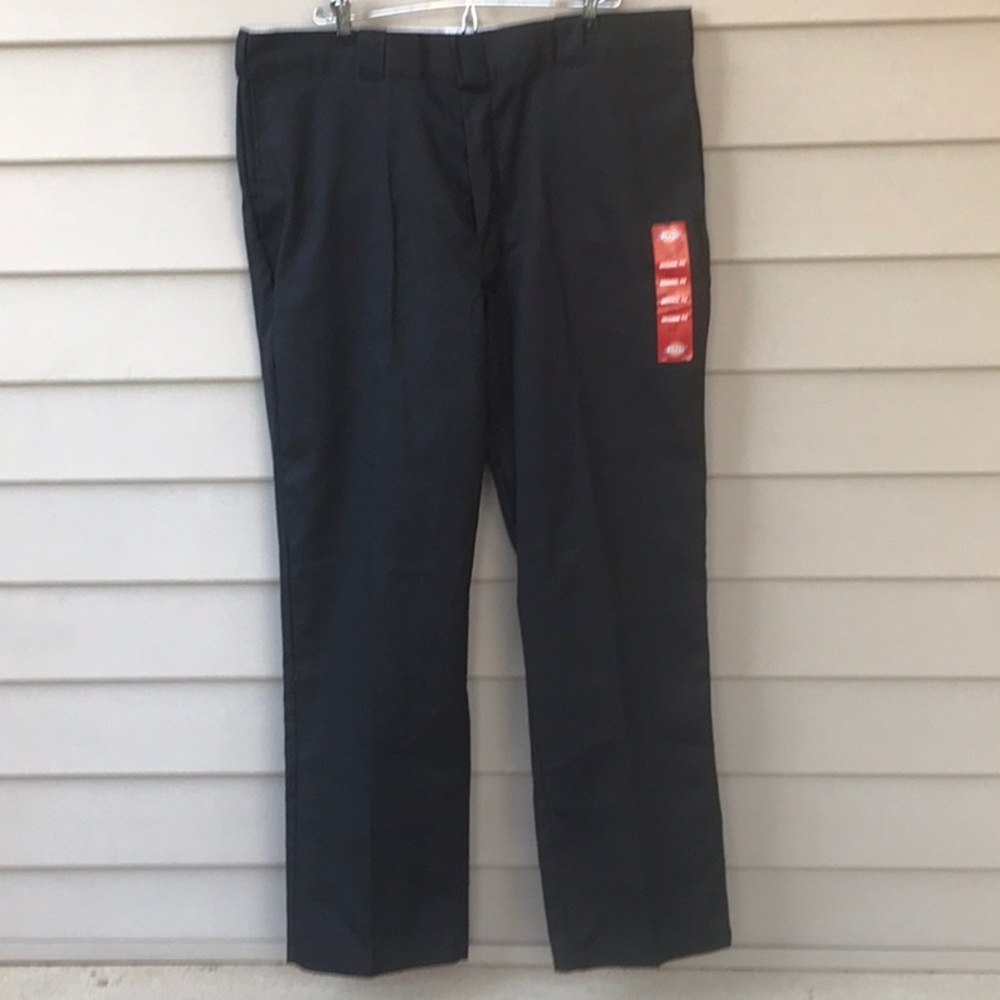 Nice NWT black men’s Dickie’s brand pants. 38x32 - Picture 1 of 6